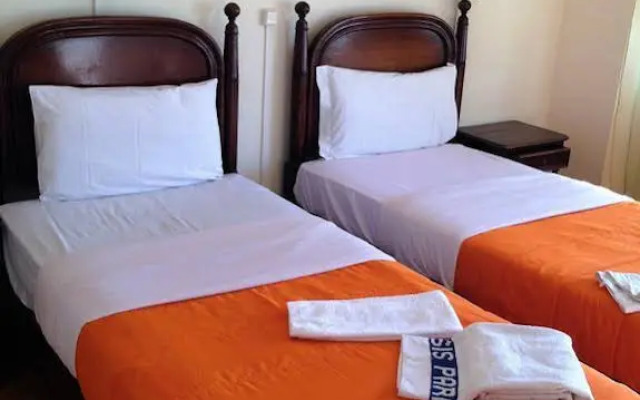 Residencial Miradoiro Guest House