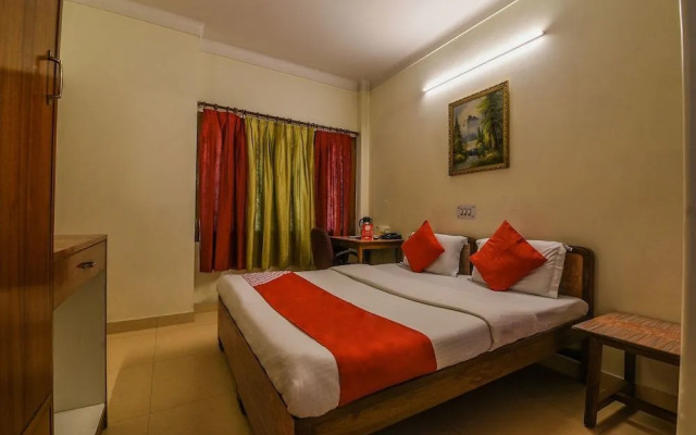 The Excellency by OYO Rooms