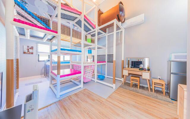 Gyeongju Bentus Kids Poolvilla