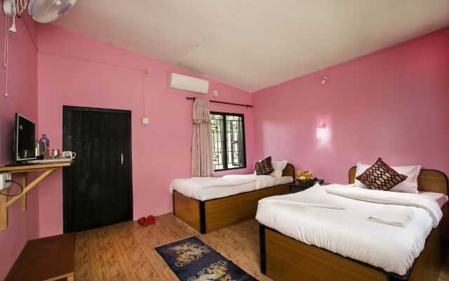 Sauraha Nana Hotel