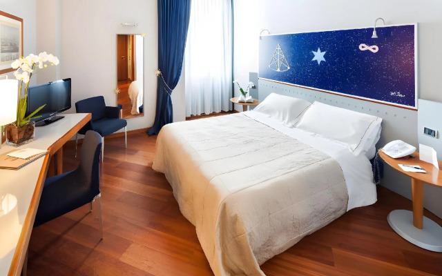 Cosmo Hotel Torri