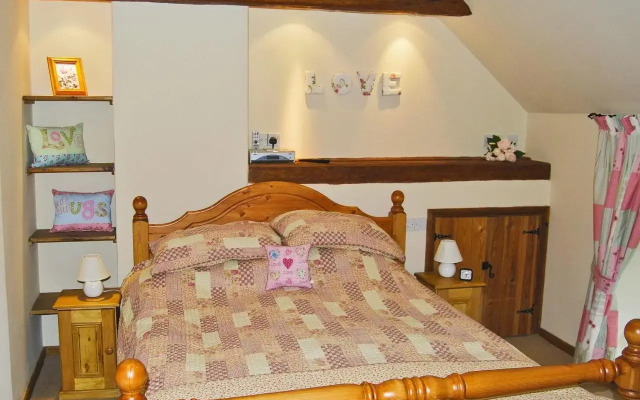 Featherstone Cottage