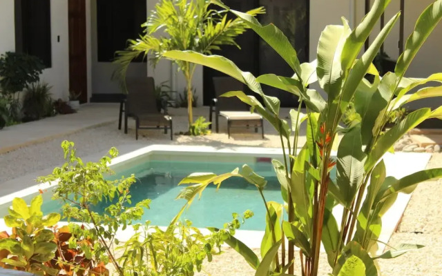 Hotel Huacas