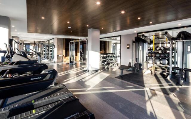 Global Luxury Suites at The Arches