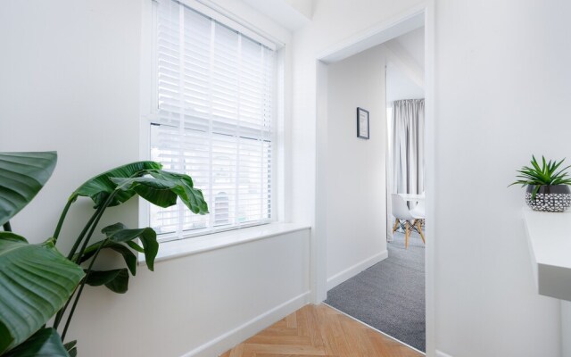 Stunning Central Studio Apartment