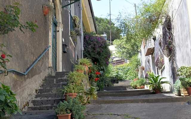 Etna Hiking B&B