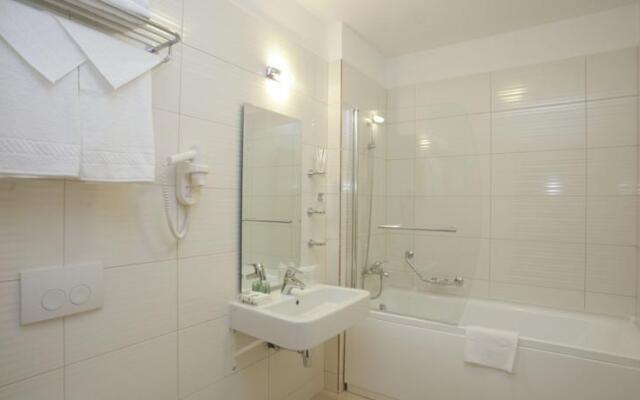 Best Western Plus Mari Vila(Empty)