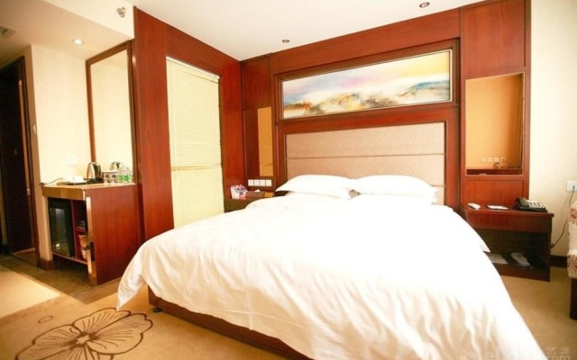 Shunfeng International Hotel – Guest Rooms – Chengdu