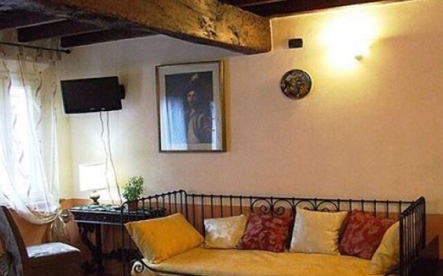 Il Mascherone Bed  Breakfast