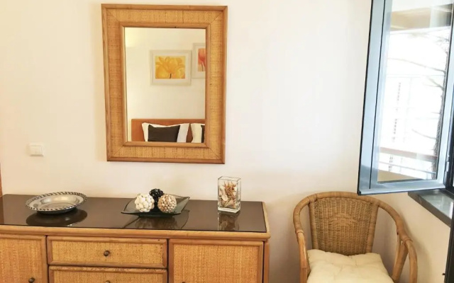 Apartamento T1 em Lagos com piscina e garagem