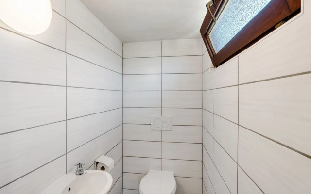 Countryside Holiday Home in Mechelen With Terrace