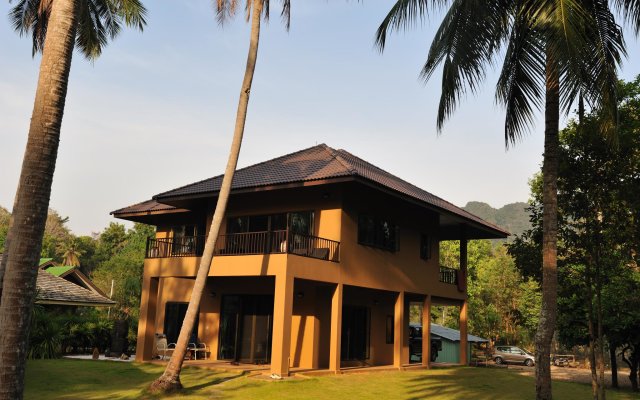 Khao Tong Villa at Melina
