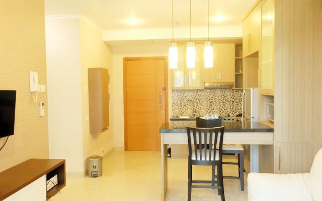 Pondok Indah At Hampton's Park Apartment
