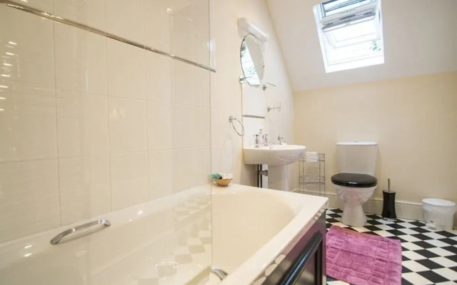 No. 21 Guest Accommodation