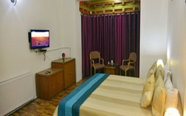 Hotel Mansarover