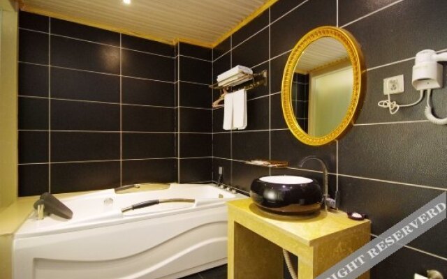 Shengfeng Hotel