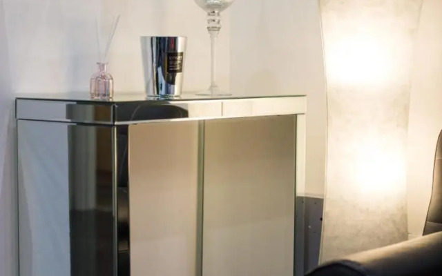 Apartman Slay