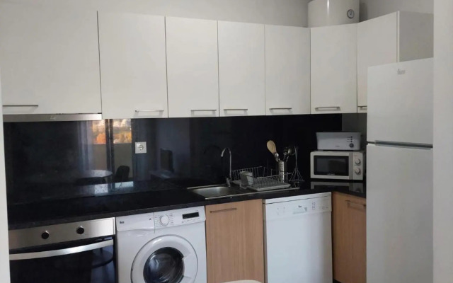 Coimbra's Black & White