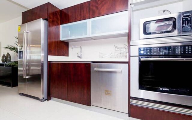 Marea Azul Condominium by ChezPlaya