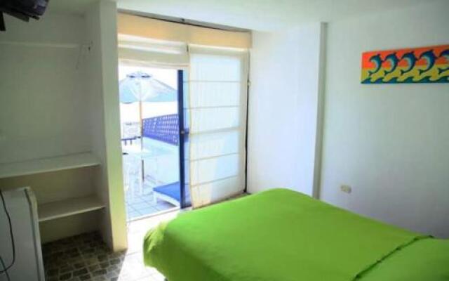 Hostal Los Delfines San Bartolo