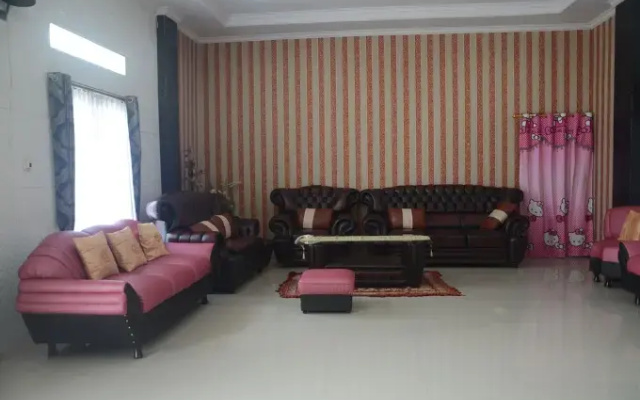 Pondok Seril by OYO Rooms