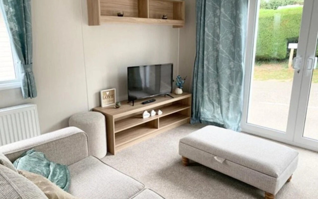 Exotic 3-bed Caravan at Newquay Holiday Park