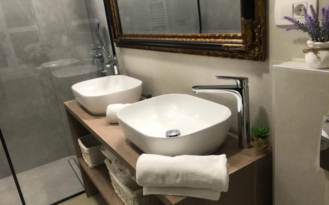 Central Park Residence