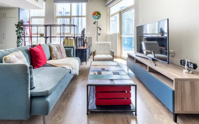 Vibrant Studio in Dubai Marina - Near Metro & Tram