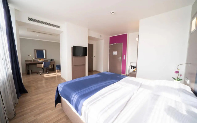 Отель Orangerie