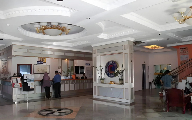 Grand City Hotel