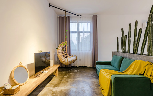 Floral Hotel · Weihai Haya Swimming Pool Garden hotel