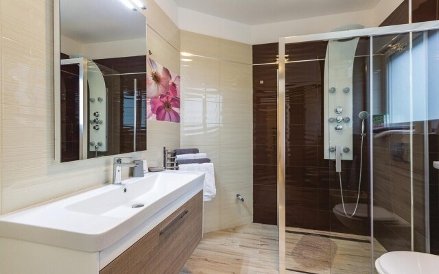 Awesome Home in Pula With Wifi and 4 Bedrooms
