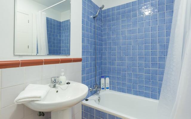 MalagaSuite Higueron Beach&Pool Apartment