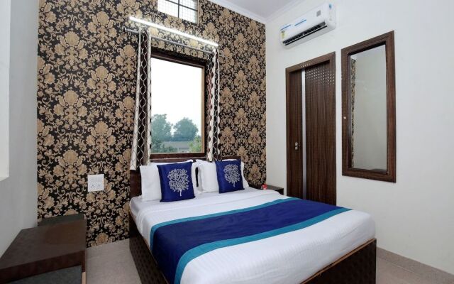OYO 10075 Hotel Kaydee