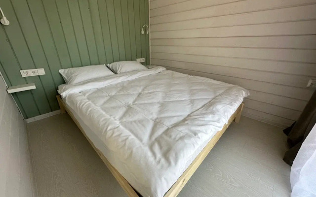 Река и Песок