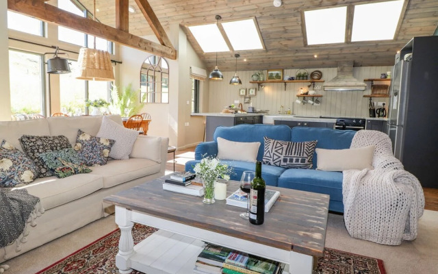 The Owl's Shack