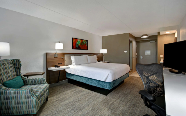 Hilton Garden Inn Detroit Metro Airport