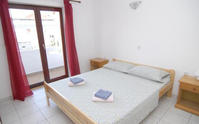 Apartments Lonić
