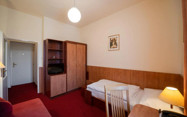Hotel Grand