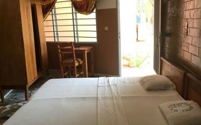 Hotel D. K