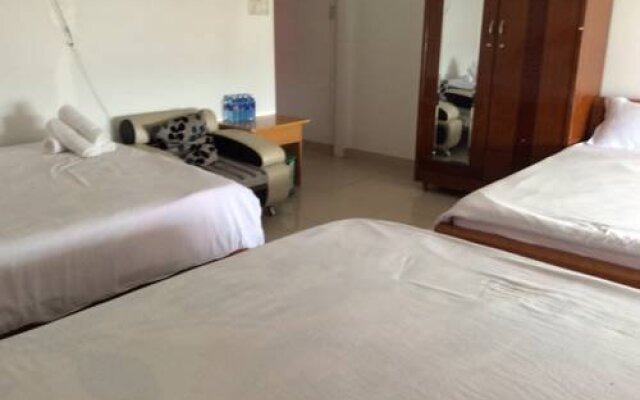 Bat Tri Hotel