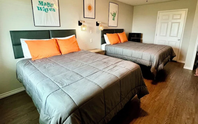 The 409 Bolivar Beach Hotel