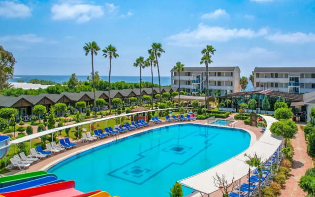 Lord Marina Hotel & Bungalows