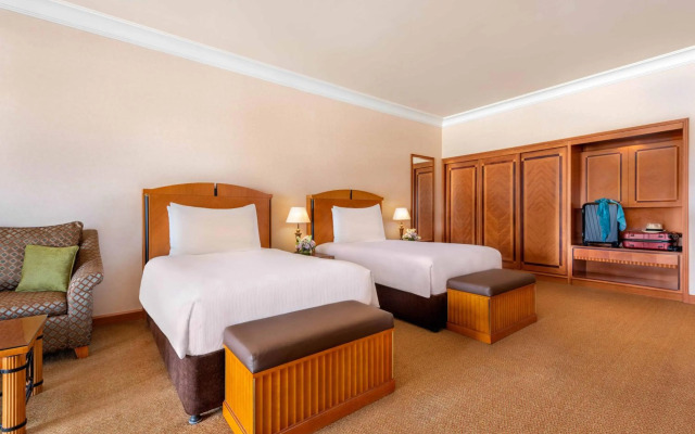Landmark Plaza Hotel