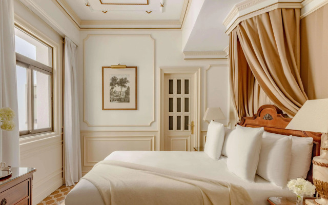 Gran Melia Fenix - The Leading Hotels of the World