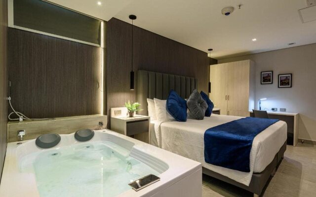 4 Sur Hotel