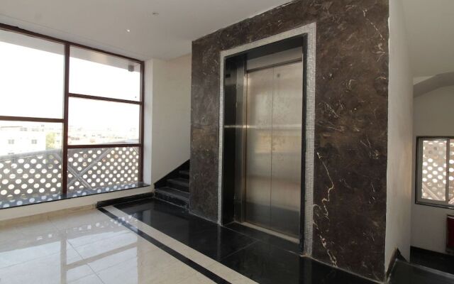 Oyo 35362 My Place S R Nagar