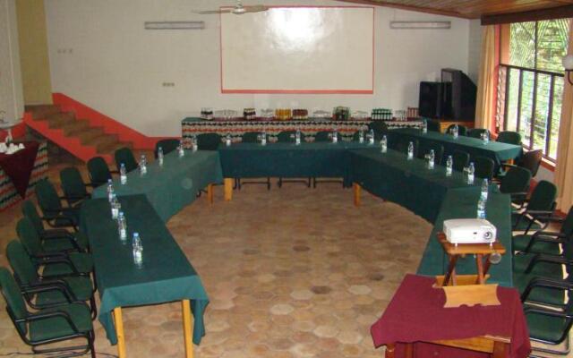 Ninzi Hill Hotel