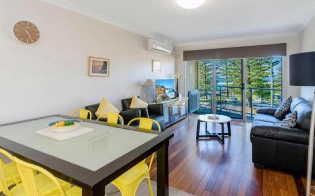 Seaspray 3 - straight across the road from Main Beach Yamba