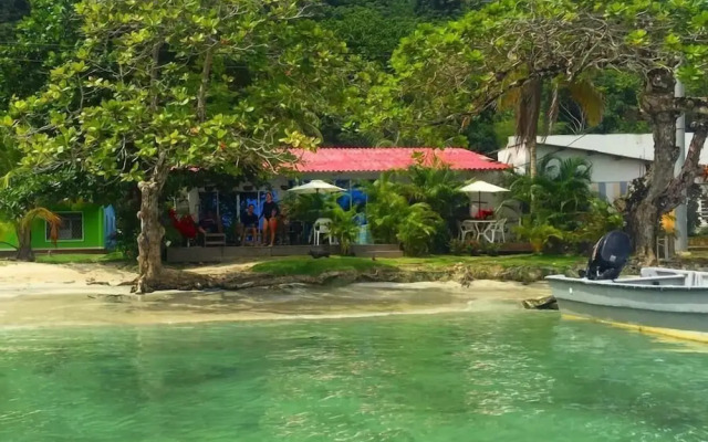 Hostal Hilltop Sapzurro